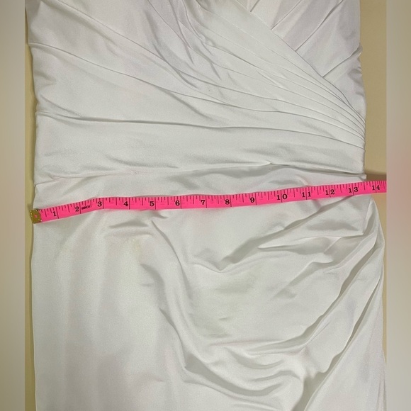 Justin Alexander Wedding Dress with Veil - Picture 11 of 15